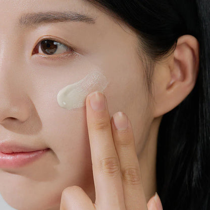 Crème Solaire Légère à la Centella de Madagascar SPF 50+ PA++++